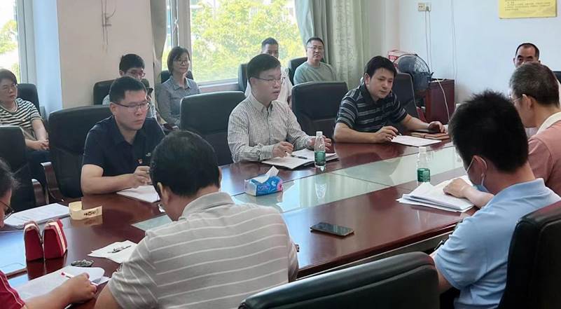 8e27bf92d37dd595022e9deaf24a24f